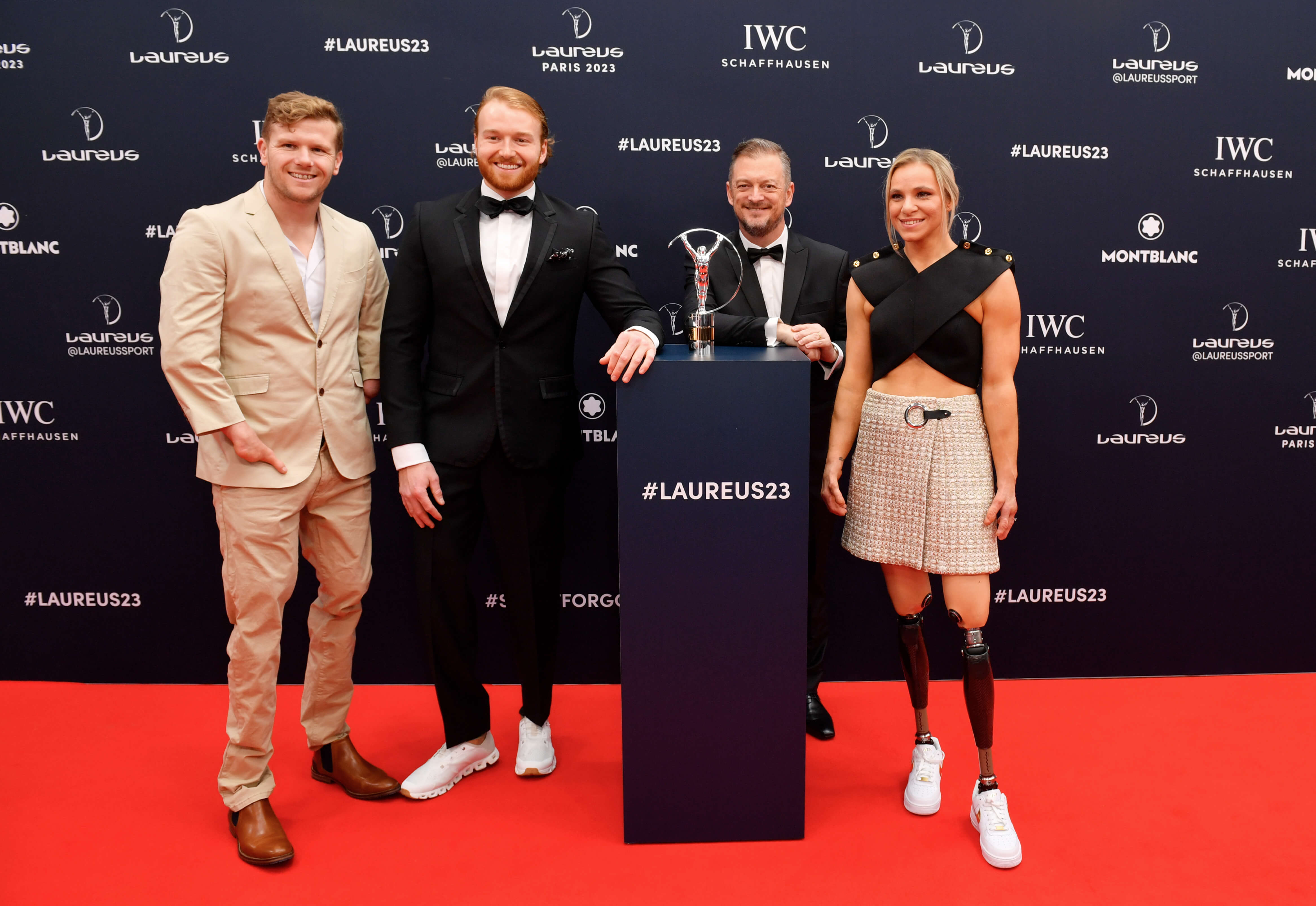 LAUREUS-WORLD-SPORTS-AWARDS-RED-CARPET-(3)
